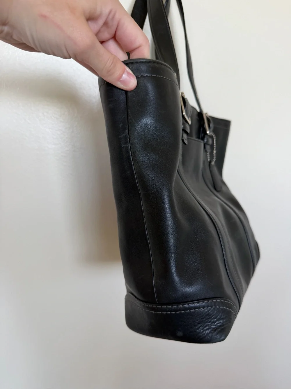 COACH Hampton F10194 Vintage Black Smooth Leather Tote Shoulder Bag